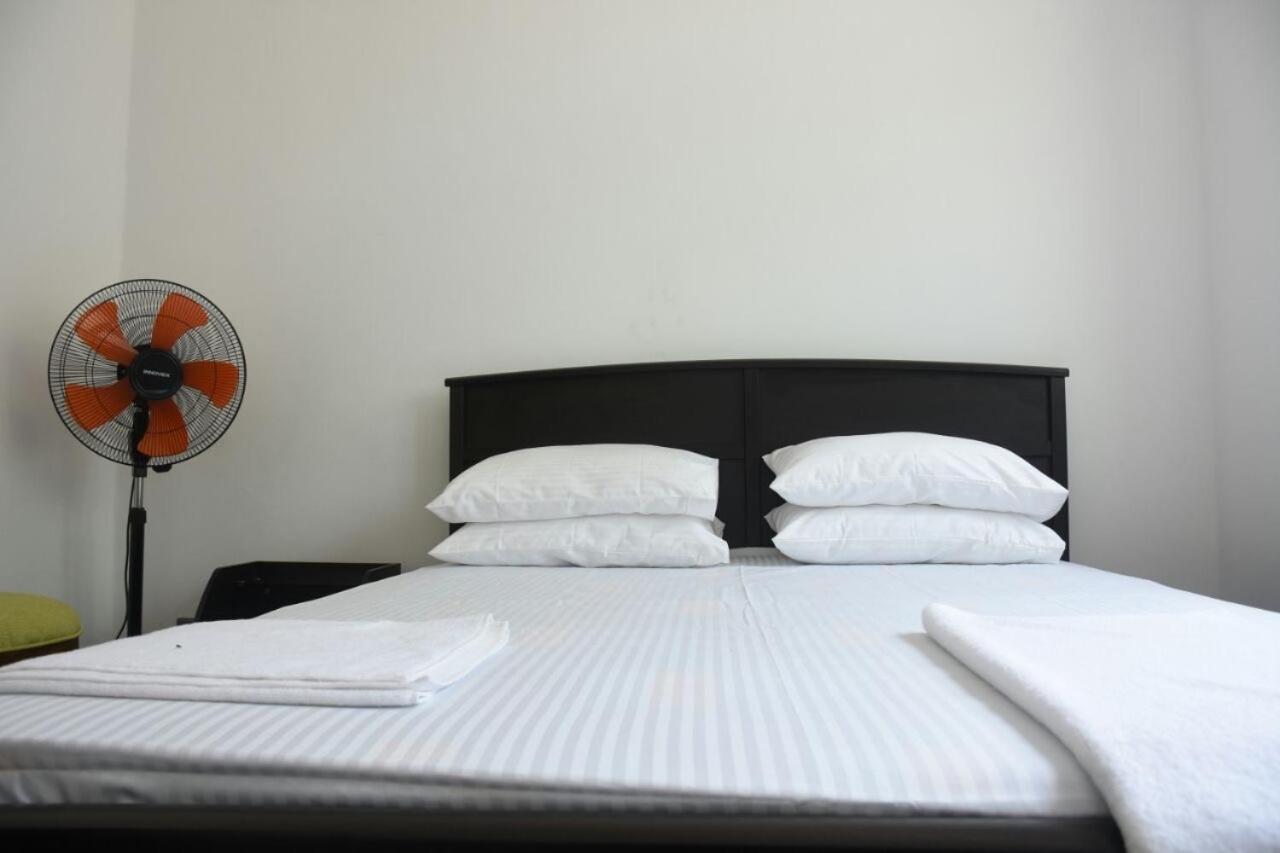 Best Hostel Yala 티사마하라마 외부 사진