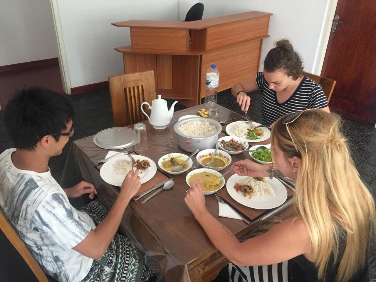 Best Hostel Yala 티사마하라마 외부 사진